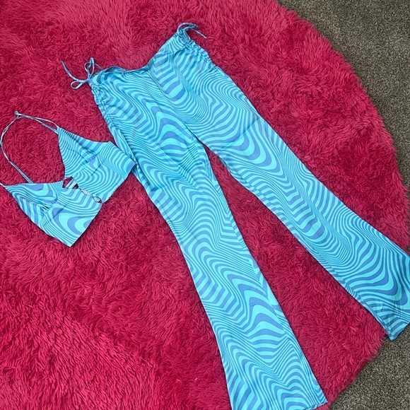 Vacay Set🦋🐚🥥 - Picture 2 of 5